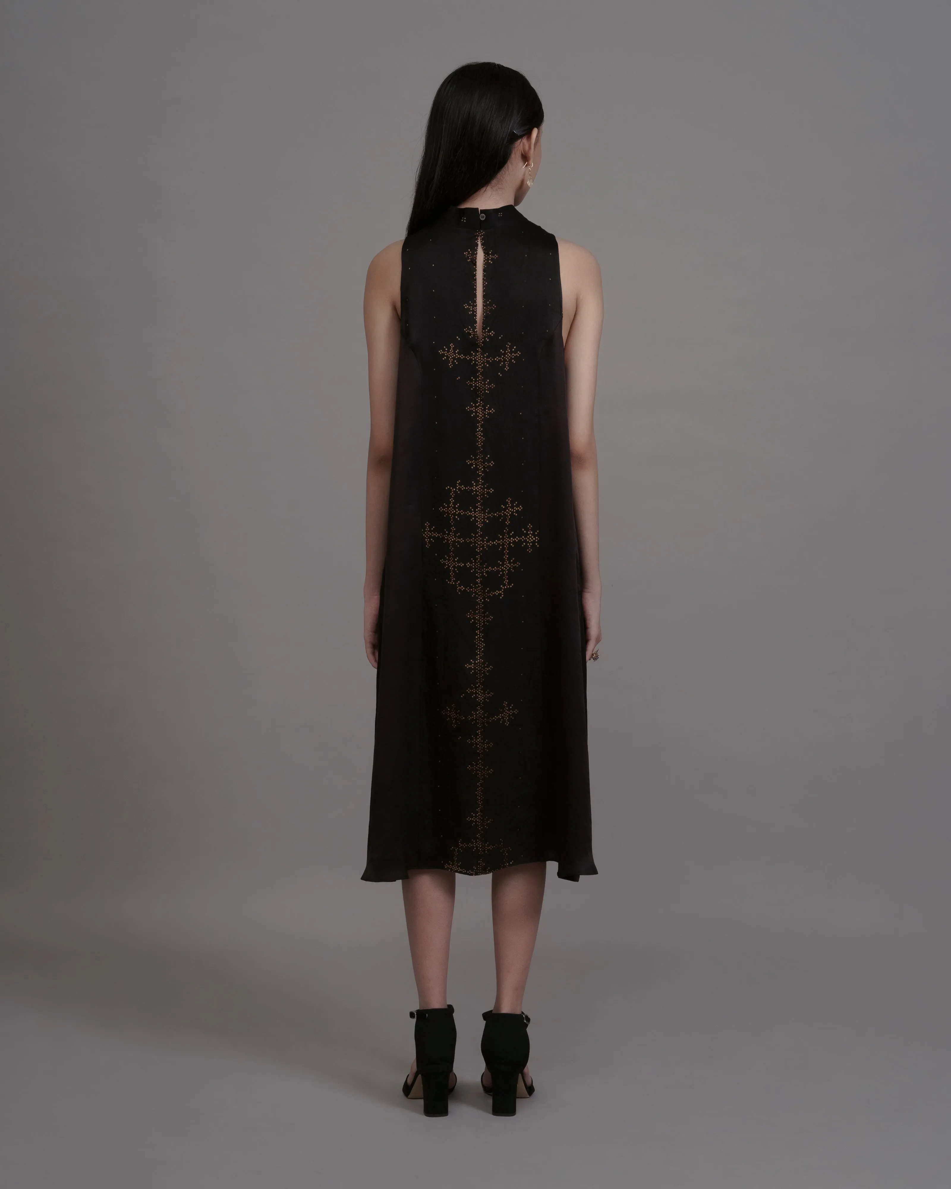 ANGKASA - High Neck Shift Dress