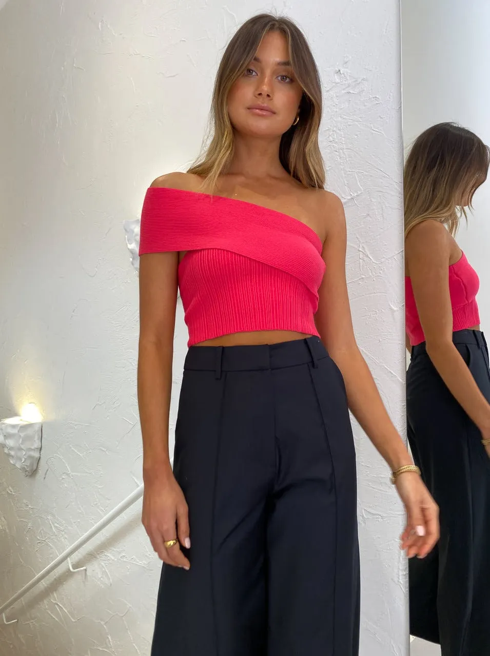 Anna Quan Clare Top in Fuschia