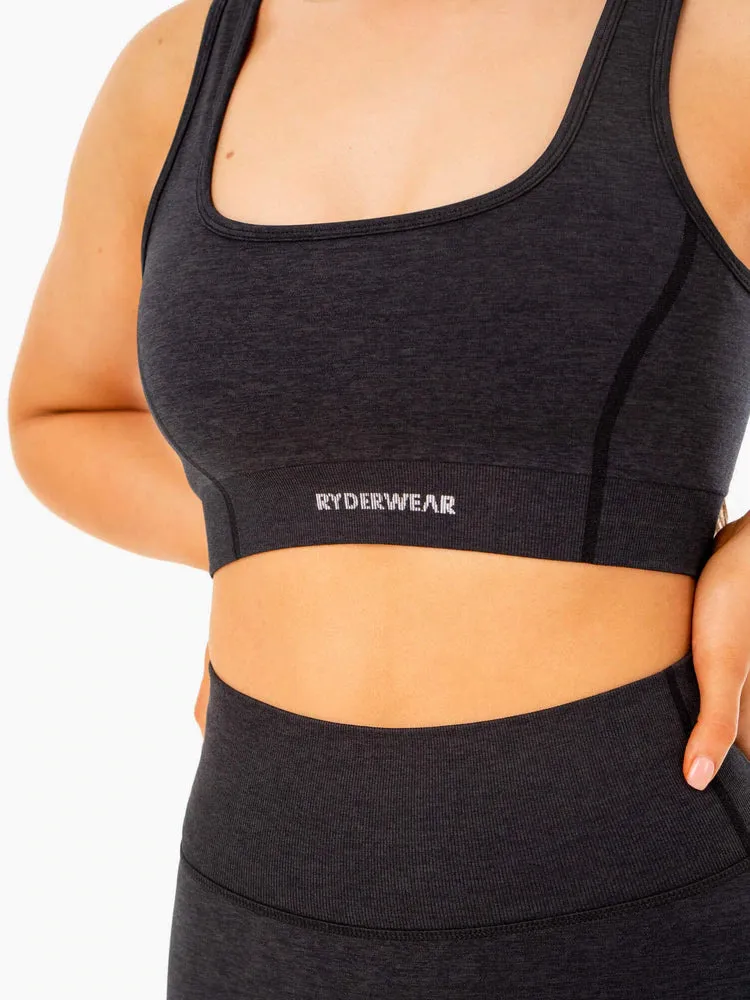 ENHANCE SEAMLESS SPORTS BRA BLACK