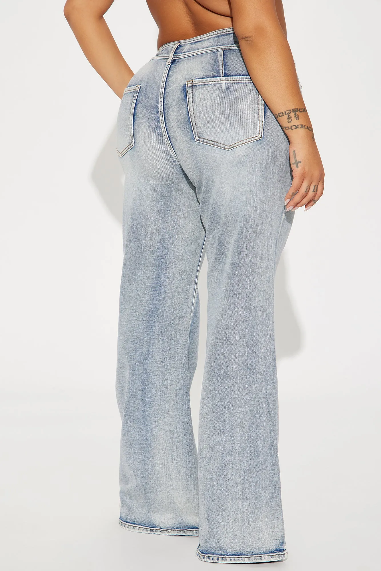 It's A Thing Stretch Flare Jeans - Medium Wash