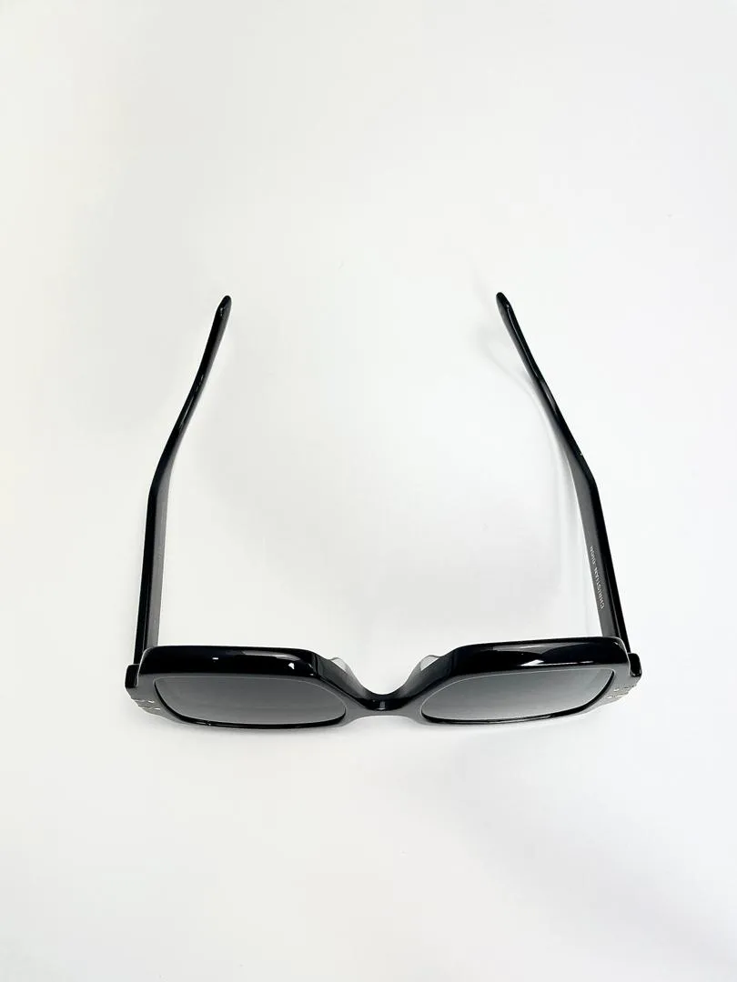 Signature S1U Black Square Oversized Sunglasses 10A0 *355 22 140