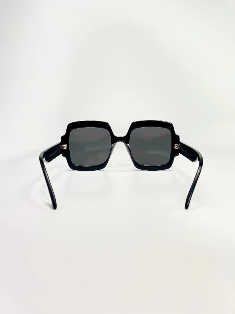 Signature S1U Black Square Oversized Sunglasses 10A0 *355 22 140