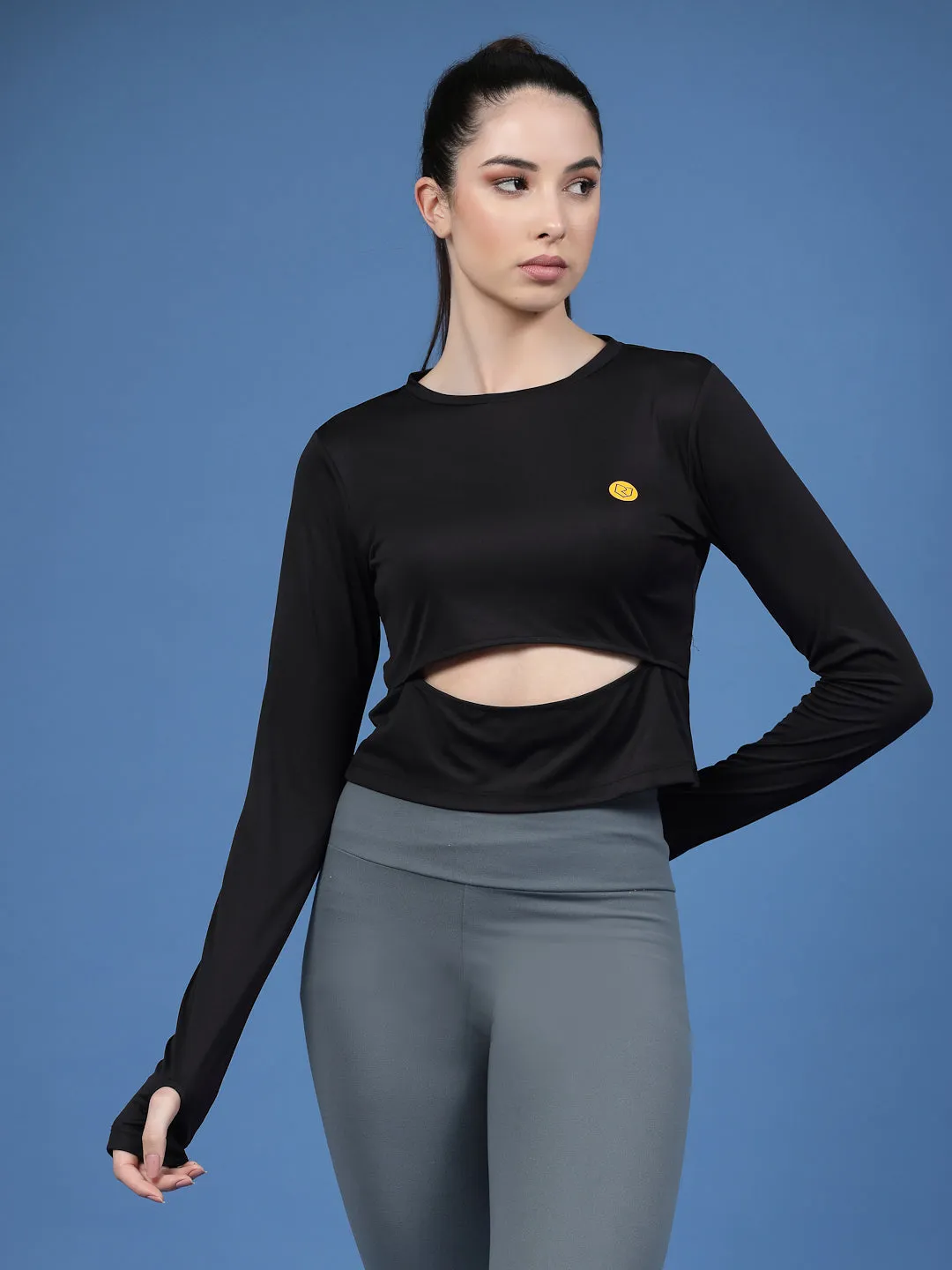 Solid Full Sleeves Round Neck Slim Fit Women Active Wear Crop Top