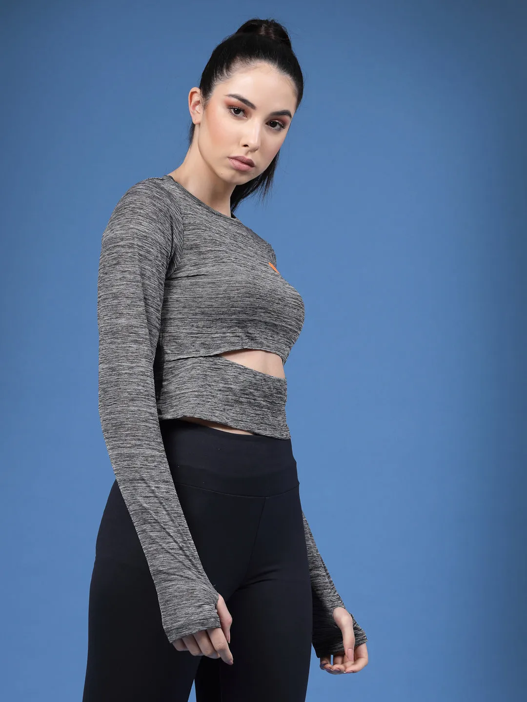 Solid Full Sleeves Round Neck Slim Fit Women Active Wear Crop Top